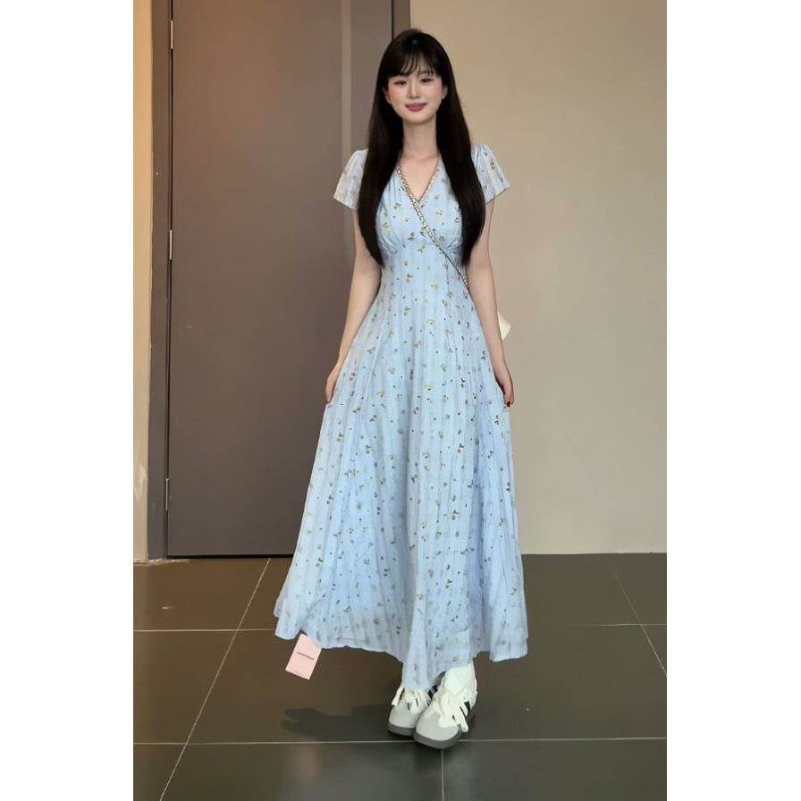 法式碎花连衣裙女春夏浅蓝小雏菊长裙收腰V领温柔风初恋仙女裙&rdquo;