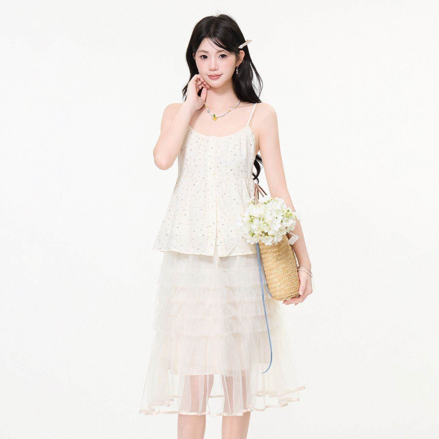 法式温柔薄款碎花背心小吊带女2026夏新款外穿修身甜辣妹无袖上衣