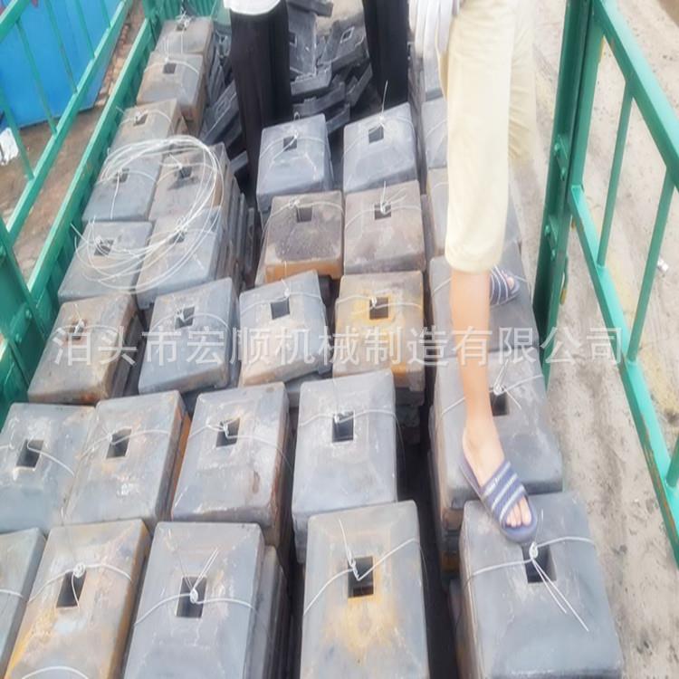 厂家专业生产铸铁护栏底座400*400*00隔离护栏底座现货供应