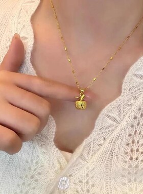 ChicDivas女装优品平安果项链女时尚个性水果吊坠锁骨链轻奢优雅