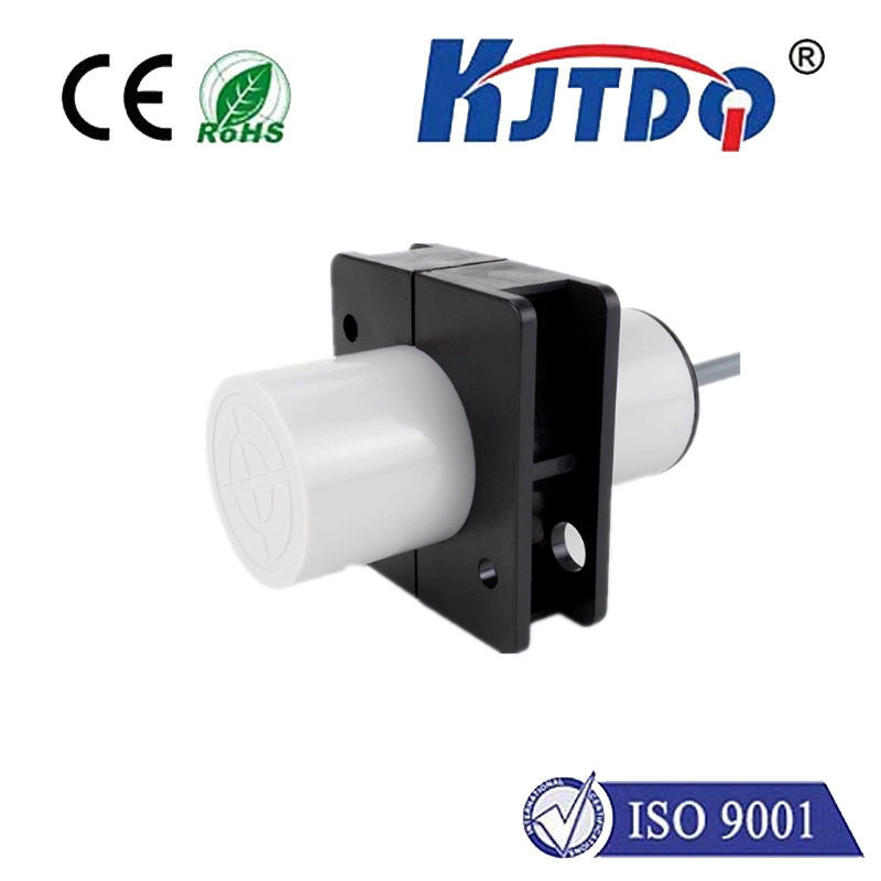 KJTDQ/凯基特 D34电容式接近开关塑料壳一体光滑检测金属和非金属