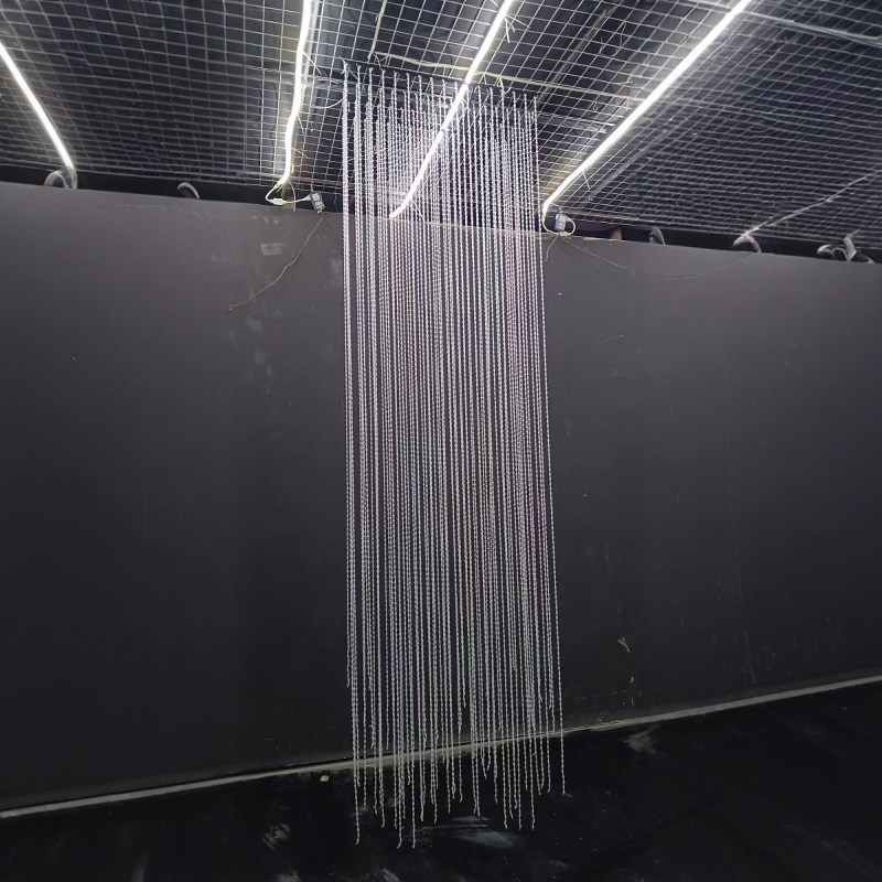 新款亚克力珠帘吊顶挂件婚庆道具水晶婚礼堂顶部装饰舞台背景珠链