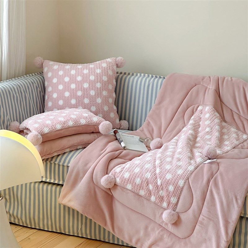 新款毛球抱枕被子两用加绒加厚法莱绒午休盖毯汽车内靠垫学生午睡,居家布艺,抱枕被,淘宝优惠券,粉丝福利购,淘宝优惠卷