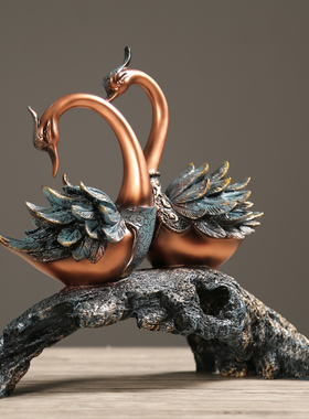 北欧创意情侣天鹅摆件家居饰品客厅酒柜装饰品摆设结婚礼物工艺品