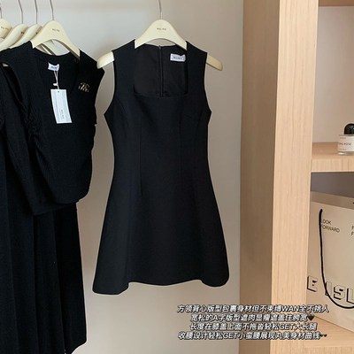 法式黑色吊带连衣裙女修身内搭夏小众气质方领a字短款西装背心裙