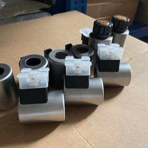 旋挖钻机R902603450 R902603775  R902650783动力头马达200线圈