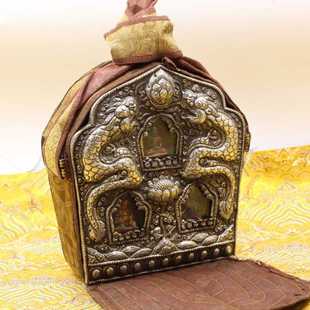 藏银嘎乌盒尼泊尔纯手工挂件摆件复古做旧噶乌盒大号擦擦佛像家居