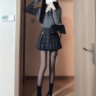 秋冬装搭配一整套小个子网红高级感学院风灰色毛衣短裙两件套装女
