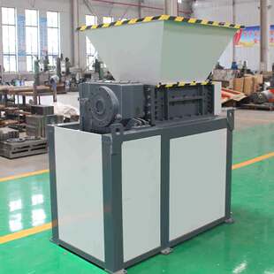 厂家大型撕碎机双轴金属废旧锂电池蓝桶机头料塑料木材破碎粉碎机