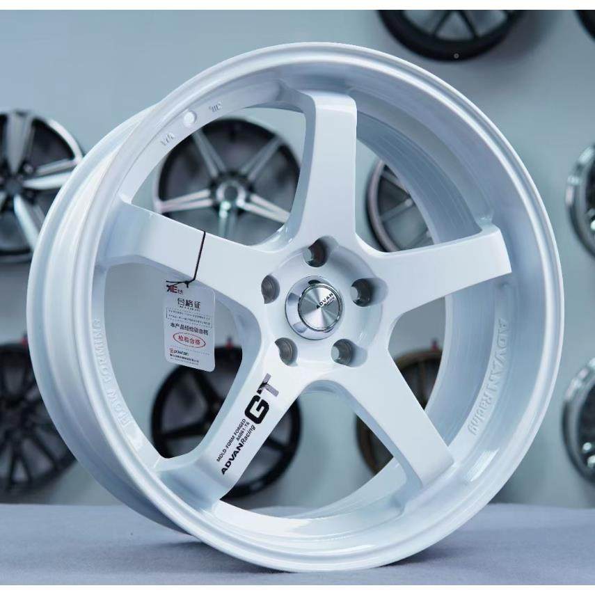 适用于横滨GT改于装轮壳15寸111883606/1 7寸8寸19寸亚洲龙 CAMRY