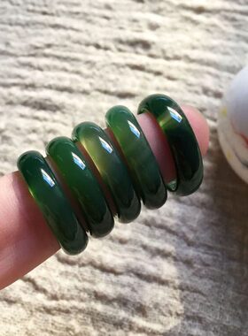 天然神秘绿玛瑙戒指尾戒古典草绿玉石男女款指环手饰食指送人礼物