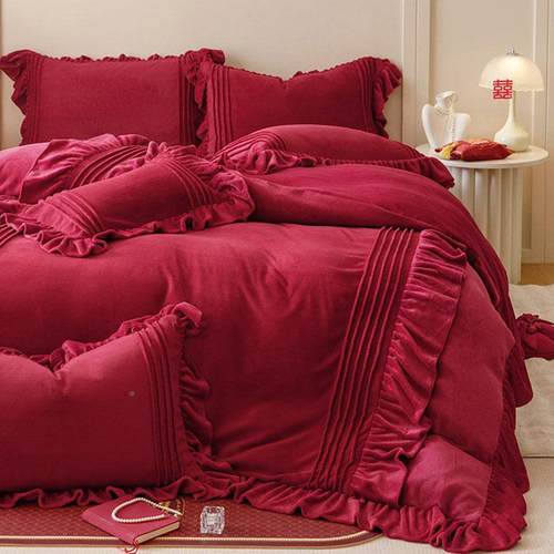 新冬婚庆牛奶绒保暖四件套LBV加厚红色法式季花结边被套床上款用