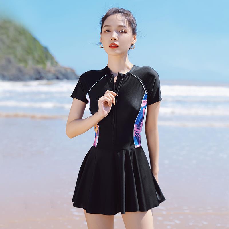 泳衣女新款2026爆款泡温泉女士连体游J泳衣保守大码游泳馆专用泳