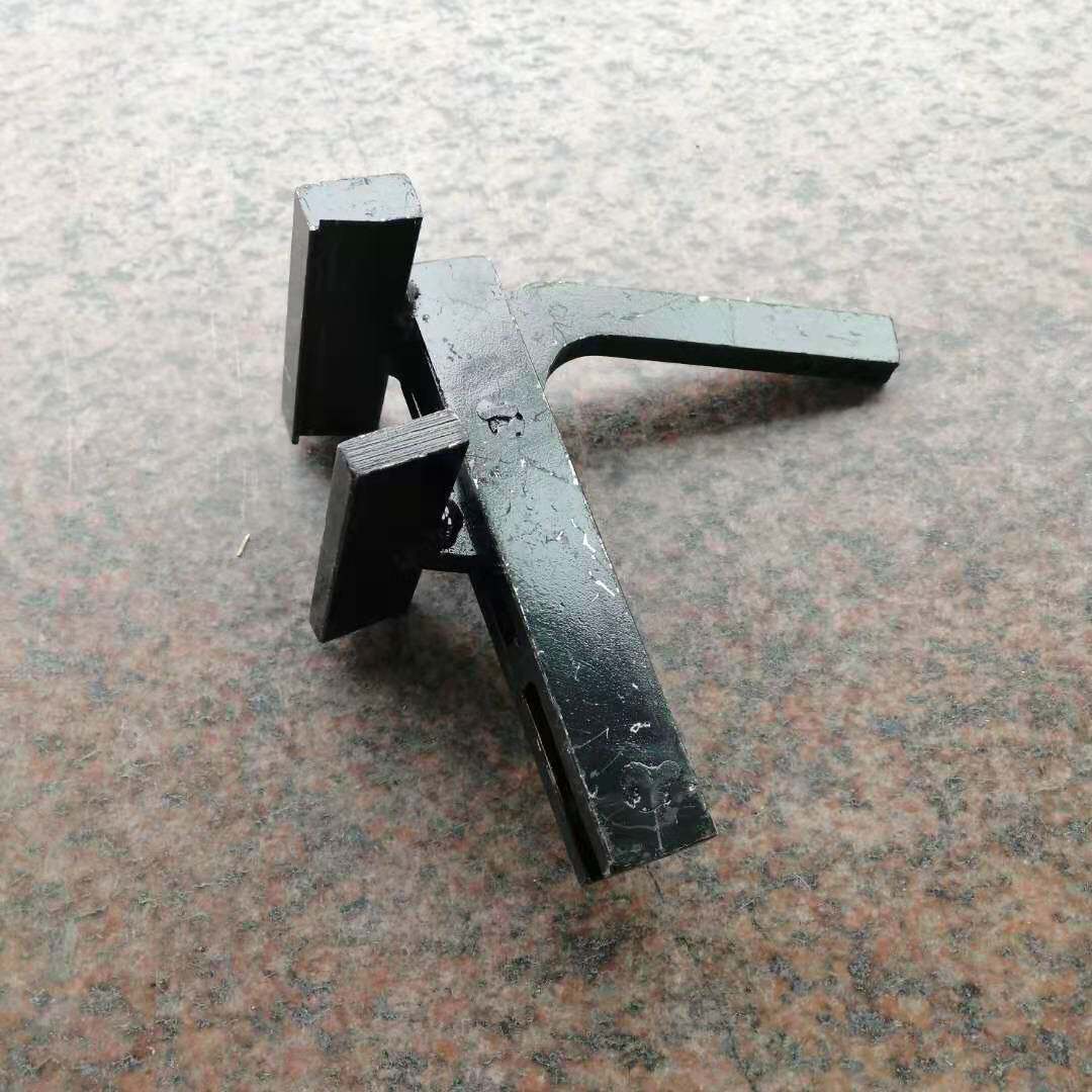 厂家供应皮带剥皮机夹子剥皮机夹头博安输送带剥皮机剥皮机配件