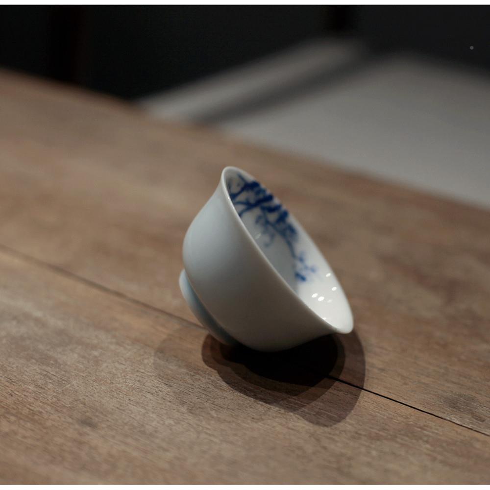 |勿SQK念|釉《漾》兰蓝彩梅花小茶碗 主人杯 个人杯 下手绘 水茶