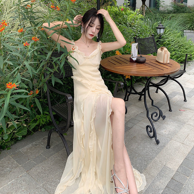 栀子花开海边度假V领吊带连衣裙女夏超仙法式三层开叉雪纺长裙子