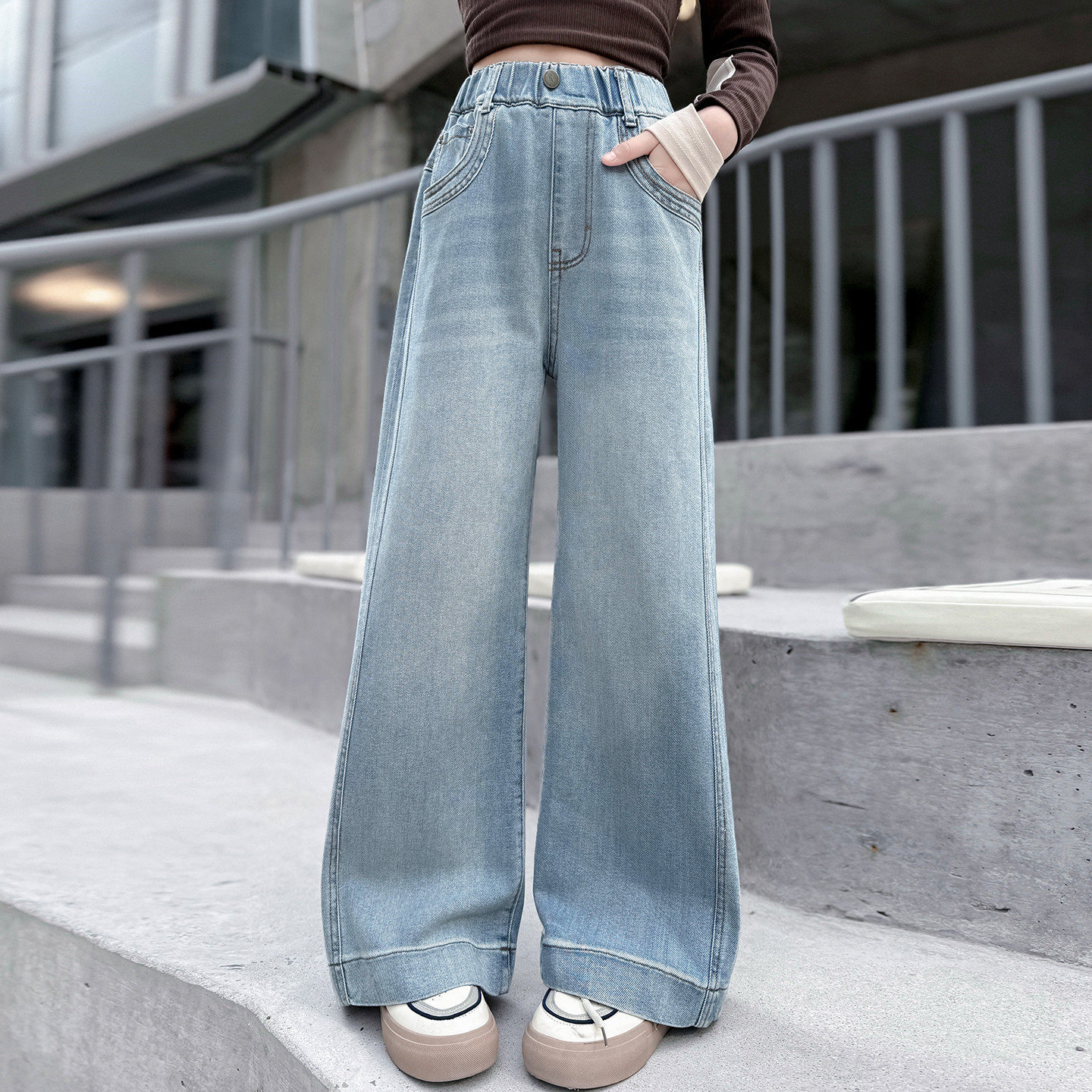 女童浅蓝色牛仔裤春季2026新款儿童裤子春秋中大童直筒窄版阔腿裤,童装/婴儿装/亲子装,儿童牛仔裤,淘宝优惠券,粉丝福利购,淘宝优惠卷