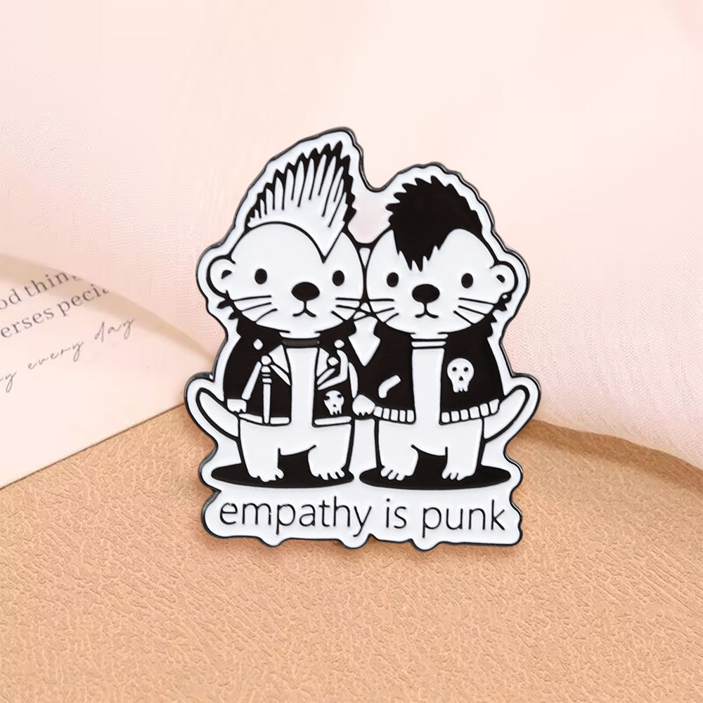 同理心是朋克标语胸针可爱水獭金属徽章卡通动物翻领别针礼物配饰
