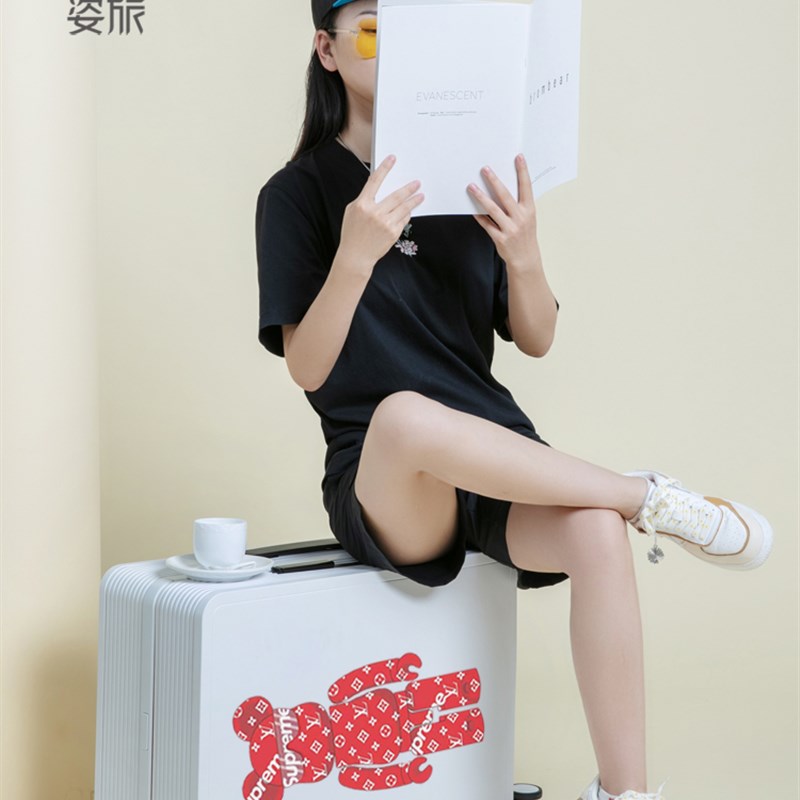 高级感PC耐磨防震宽拉杆行李箱男20寸出差登机箱时尚万向轮皮箱24