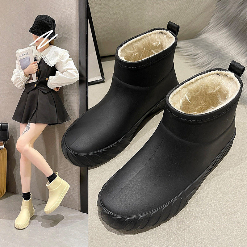 雨鞋女短筒时尚日系加绒雨靴外穿雨天工作出行防滑防水靴软底胶鞋