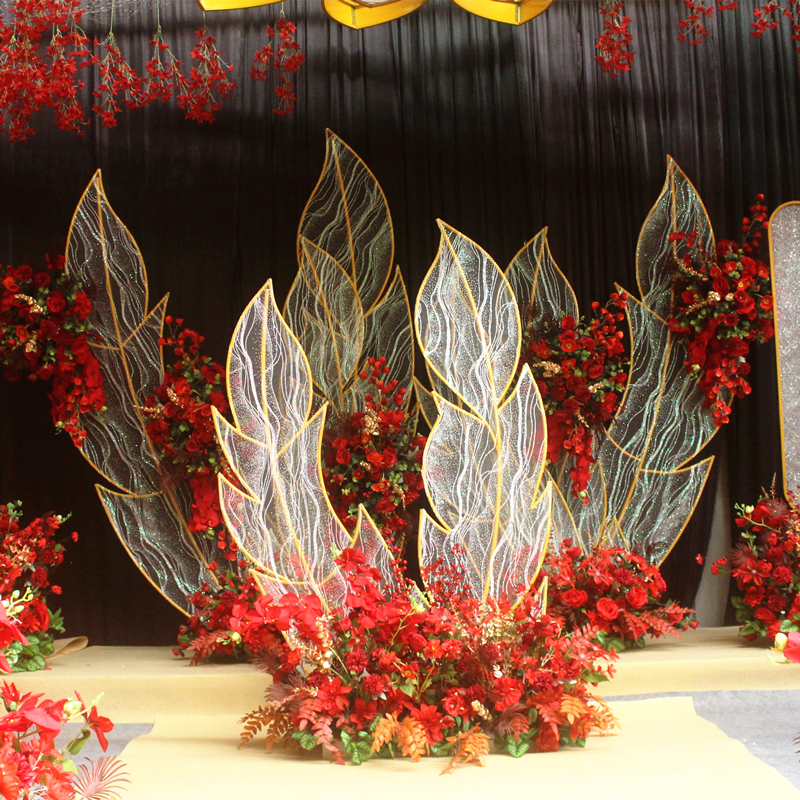 婚庆铁艺蕾丝羽毛背景婚礼舞台装饰屏风路引欧式橱窗摆件酒店装饰