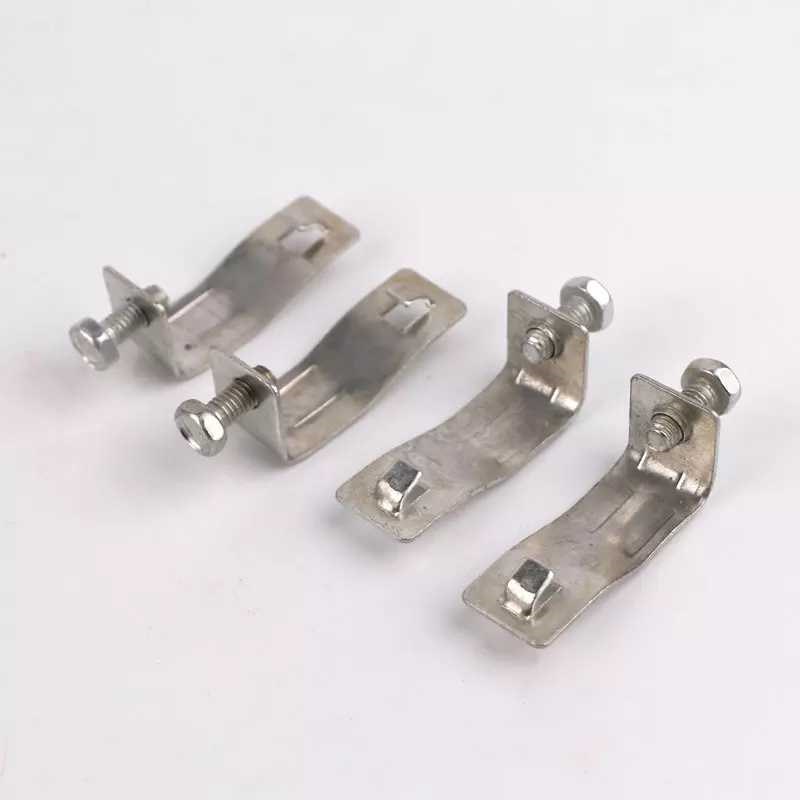 新款桥架七字扣垂直n安装镀锌7字扣螺丝锁扣免焊卡子固定线槽盖板