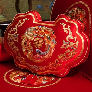 饰 喜字结婚抱枕一对婚房沙发靠枕红色刺绣靠垫婚房压床婚庆用品装