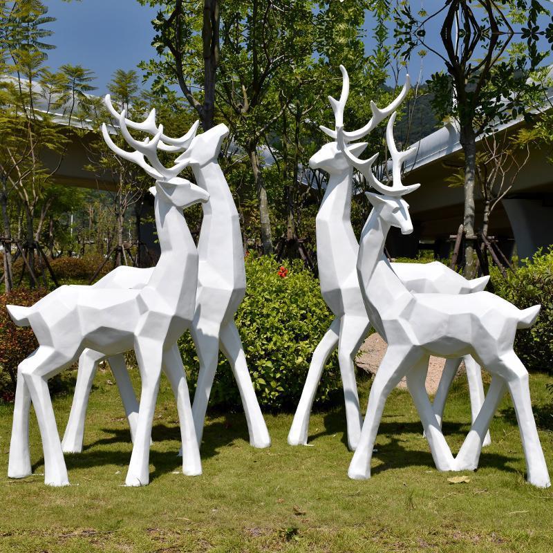 户外园林景观玻璃钢雕塑仿真抽象几何块面梅花鹿动物草坪公园摆件
