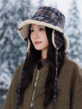 春秋女款毛呢工装短外套保暖显瘦