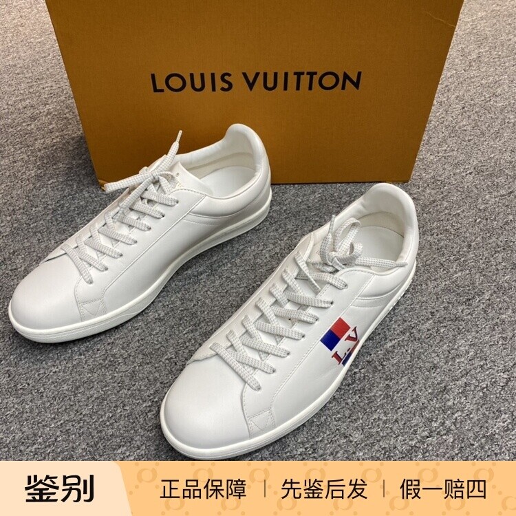 LV 路易威登男士白色牛皮带LVlogo休闲系带板鞋  113934二手闲置图片