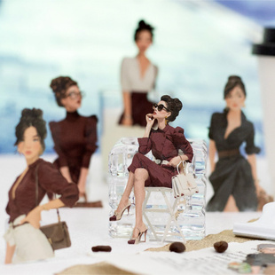 言己贴纸坠入夏日系列人物主题激光手帐装饰素材贴10张入6款