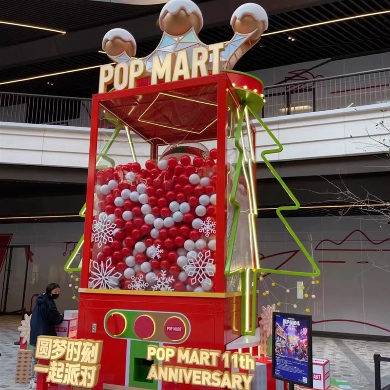 大型扭蛋机商用引流抽奖机定制3米巨型超大游艺机扭蛋活动道具