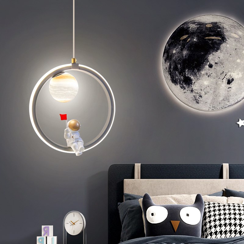 儿童房床头吊灯男孩创意卡通宇航员太空人卧室小吊灯房间装饰灯具