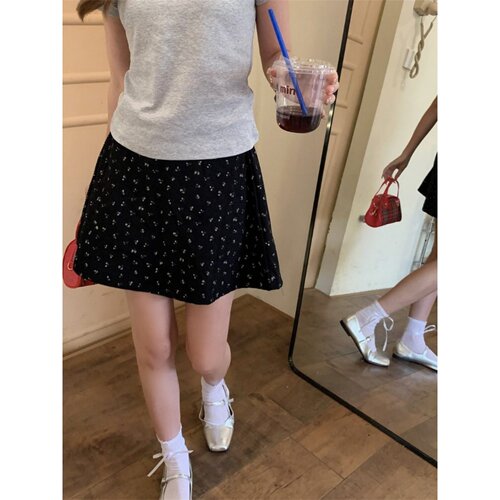 甜美小众复古碎花半身裙女黑色裙