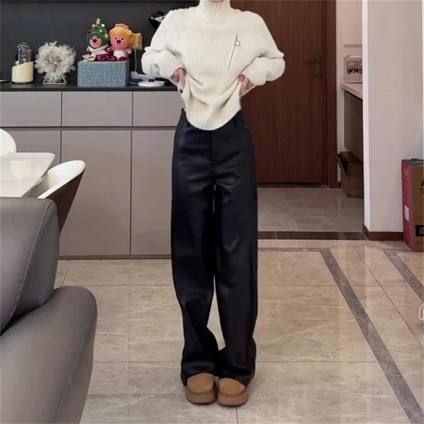 2026年春秋高级感皮裤女高腰垂感直筒PU小个子休闲气质窄版阔腿裤,女装/女士精品,休闲裤,淘宝优惠券,粉丝福利购,淘宝优惠卷
