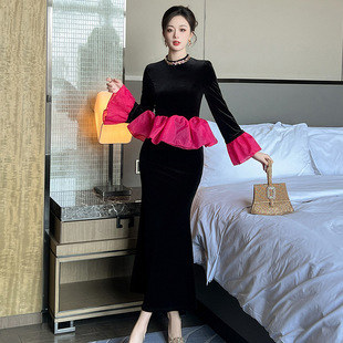 春秋冬装新款女装设计感荷叶边遮腹喇叭袖修身假两件连衣裙21573