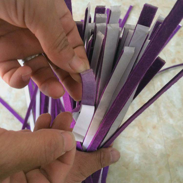 工业毛毡黑色耐磨踩密封耐高温切条自粘地面车间油吸毯吸水吸新款