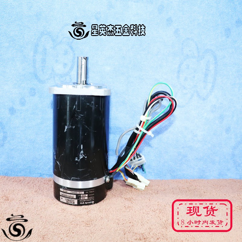 SANKYO三协交流伺服电机MC801NS302KNN25 800UW实物拍摄成色好