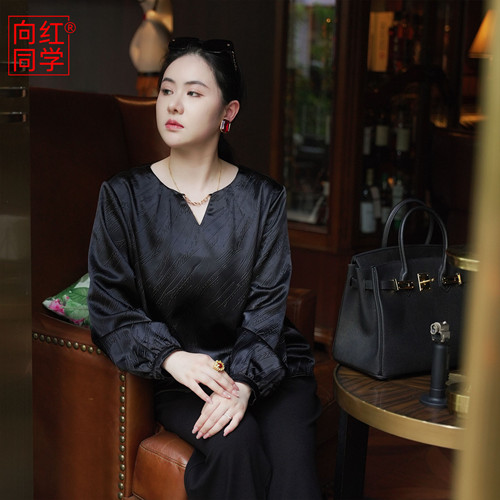 大码女装缎面长袖衬衣休闲百搭