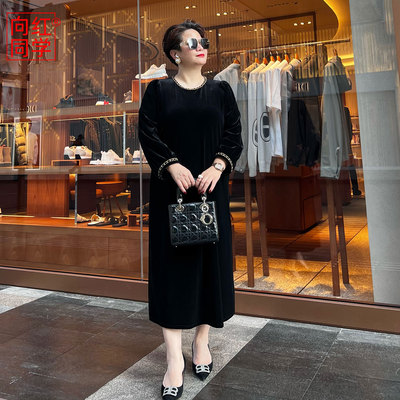 向红同学大富婆连衣裙秋女2026新款法式小香风丝绒大码长裙子0216