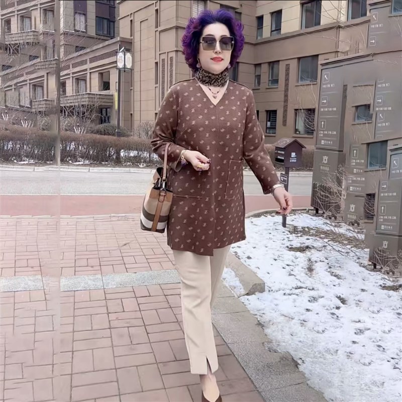 高贵气质春秋洋气妈妈宽松遮肚子中长款大版衫空T气棉遮肉两件套