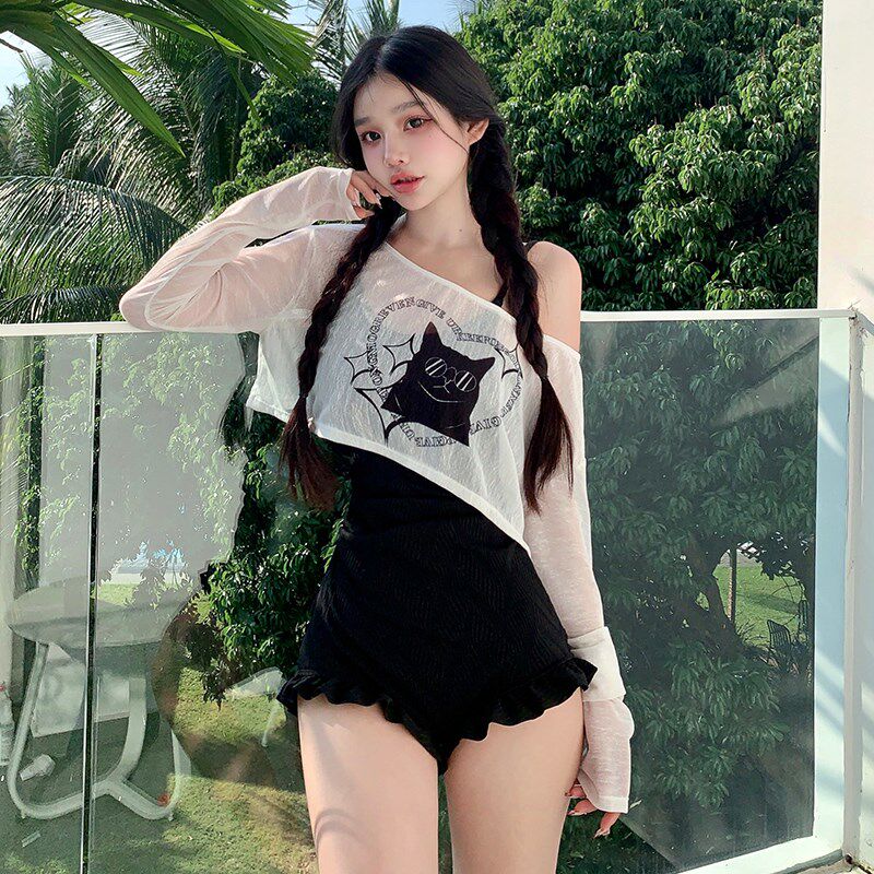 泳衣女2025新款可爱卡通小猫连体两件套长袖罩衫保守遮肚显瘦绝美