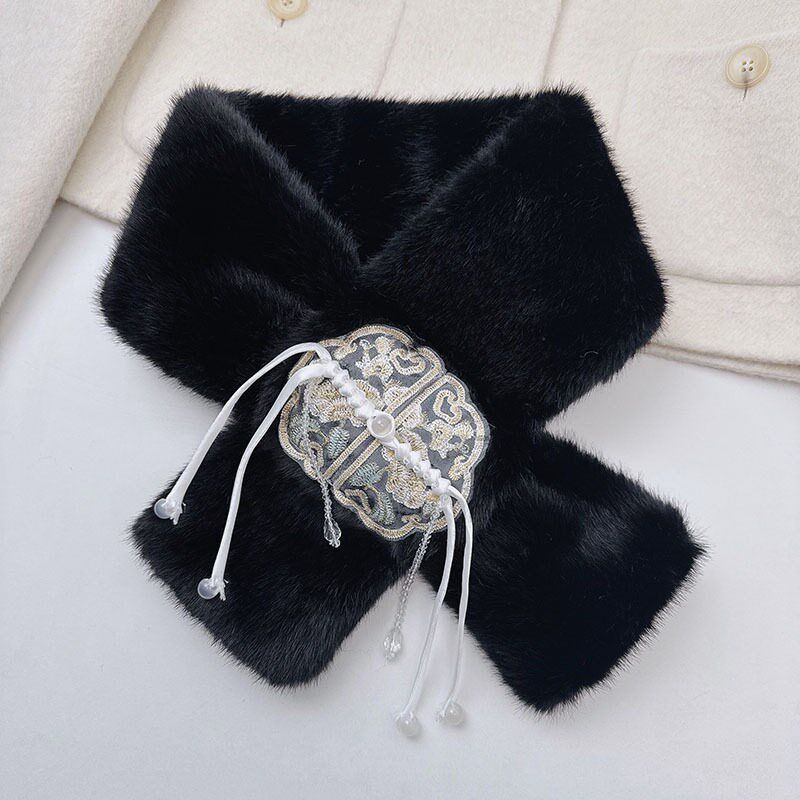 交叉围脖中式刺绣k流苏毛绒假领秋冬保暖仿皮草护颈民族风大衣围