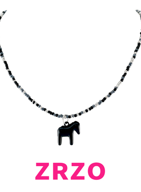 ZRZO黑色小马串珠项链