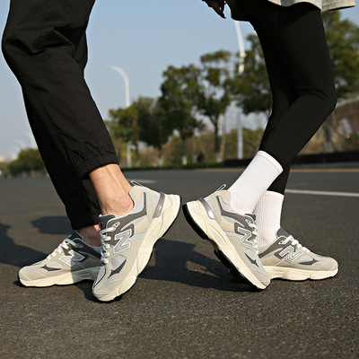 官网旗舰店2025休闲鞋时尚潮流百搭情侣款