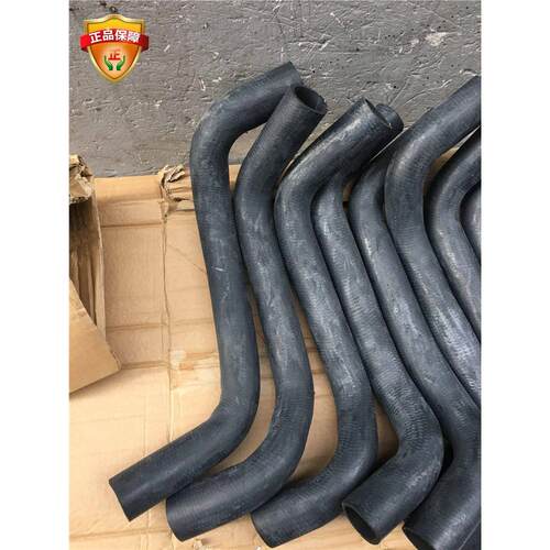 上汽大通G10上水管水箱下