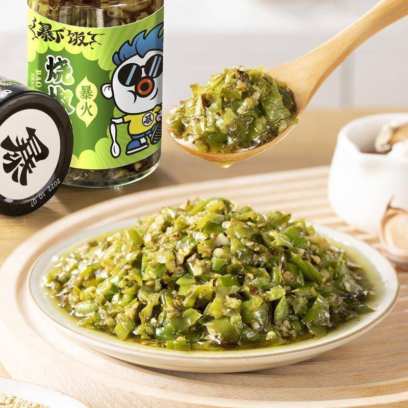 吉香居暴下饭川式炭烧烤椒酱拌面拌饭辣椒酱虎皮青椒下饭菜200g瓶