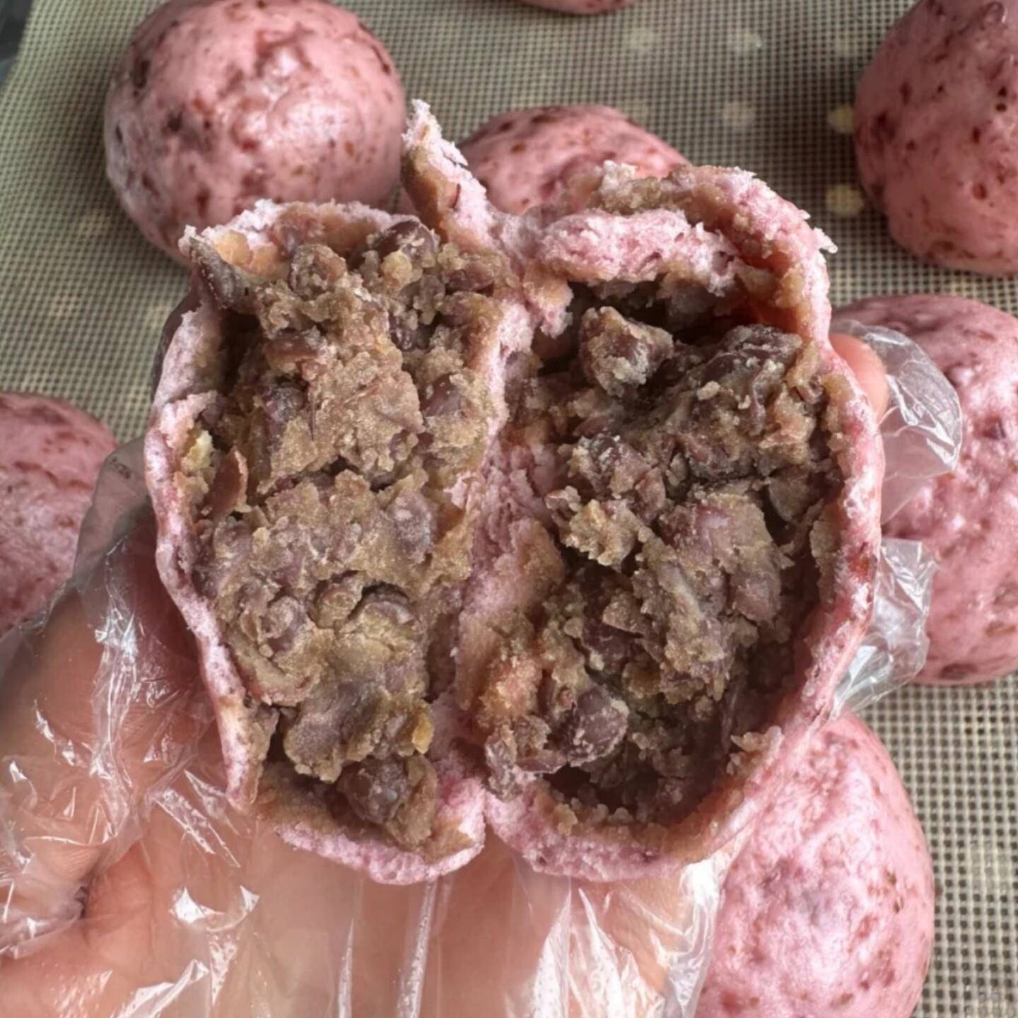 玫瑰豆沙包纸皮红豆沙包子玫瑰包子薄皮豆沙包山东老式手工豆沙包