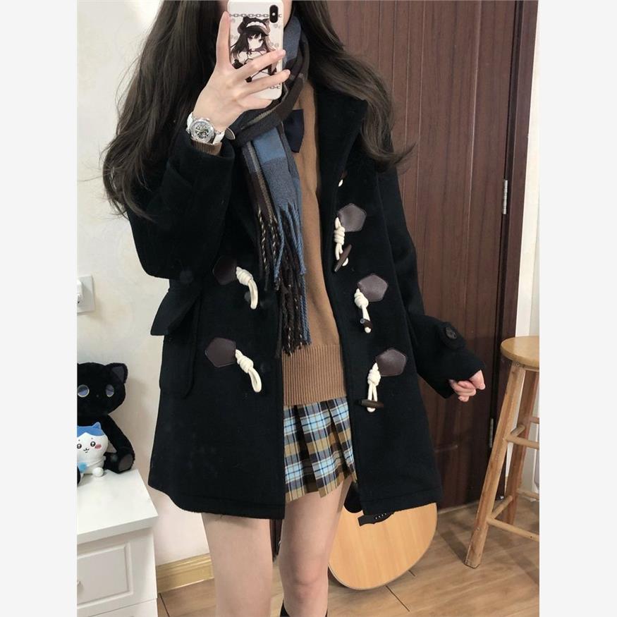 喔歌日系jk连帽牛角扣呢