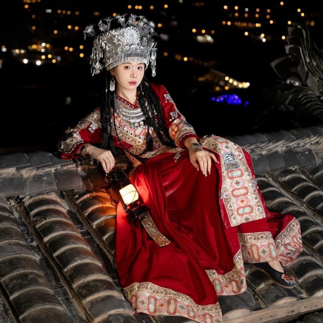 新款苗疆少女苗族少数民族服饰